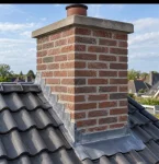schoorsteen vakkundig gerenoveerd en netjes af gewerkt