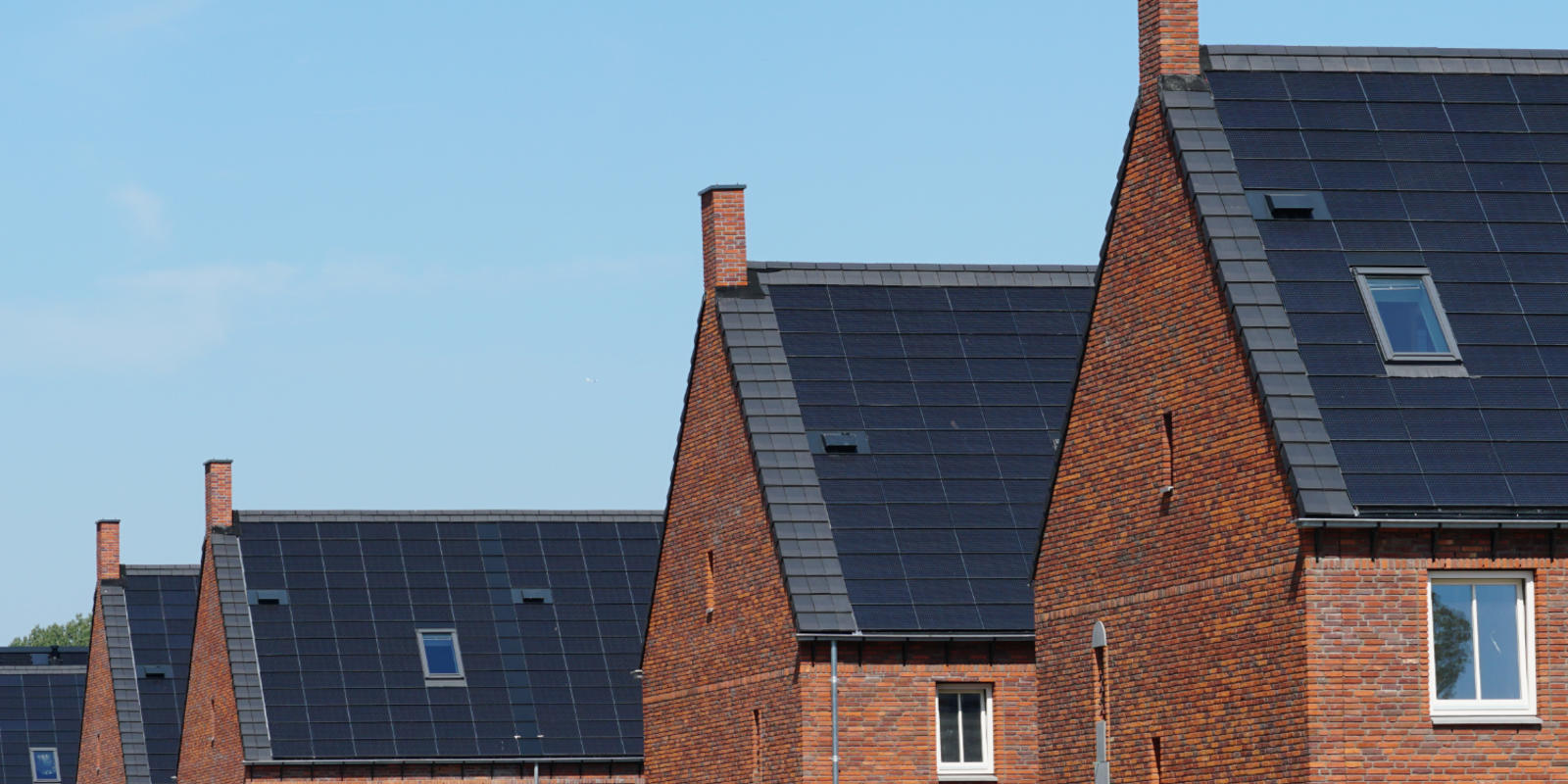 zonnepanelen in dak geintegreerd