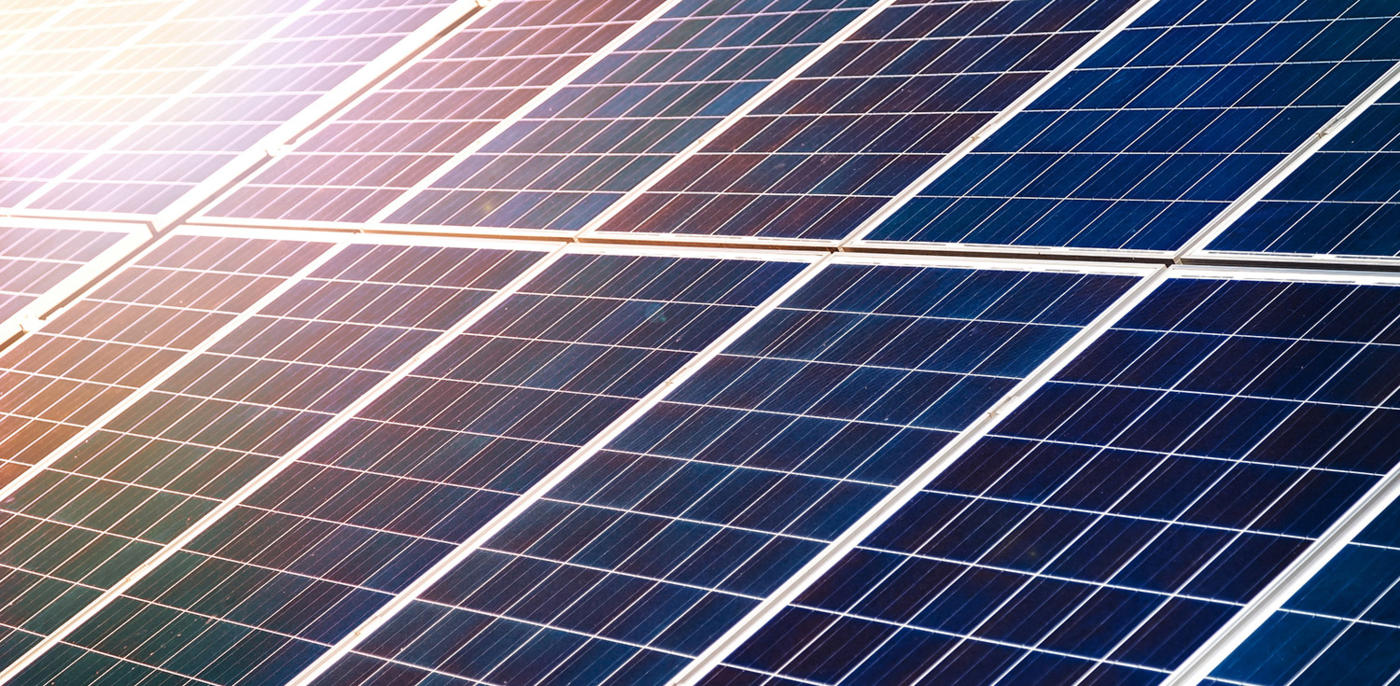 Polykristallijn zonnepanelen kopen?☀️ Blauwe zonnepanelen - Slimster