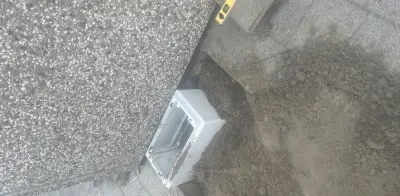 leveren en plaatsen van buitenstroomkast, groepenkast en aardingspen.