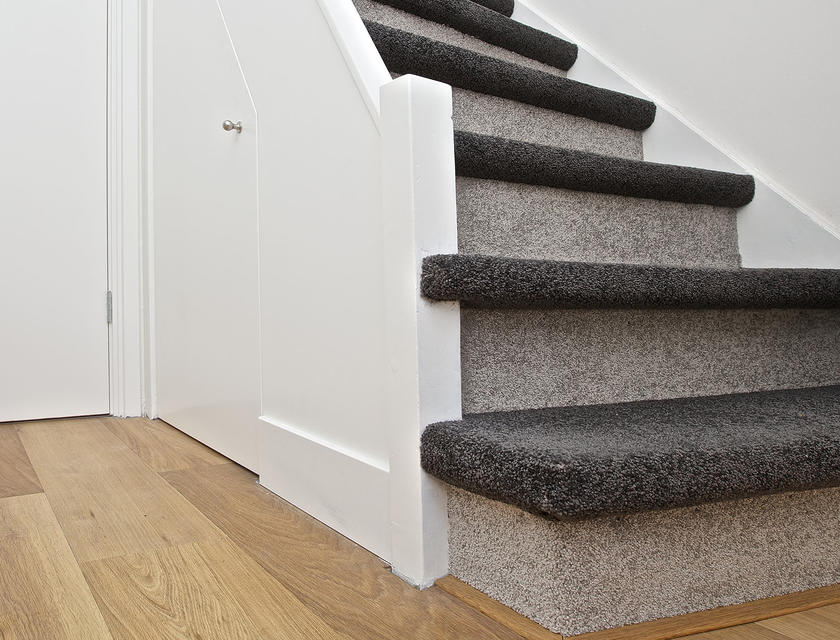 Open Trap Dichtmaken Of Bekleden Á Laagste Kosten Foto S Slimster