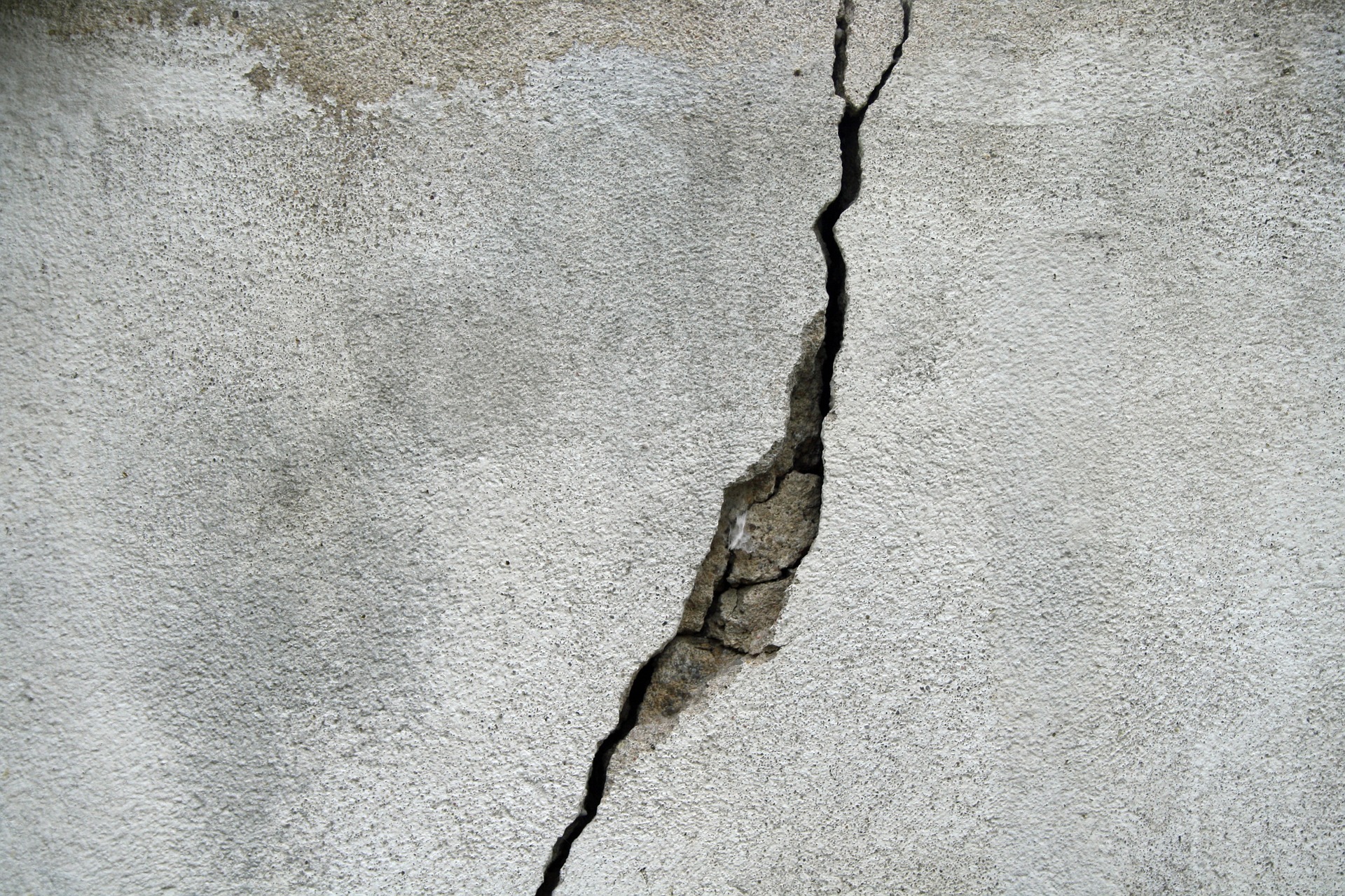 Hoeveel kost betonrenovatie? Kostenoverzicht & tips - Slimster